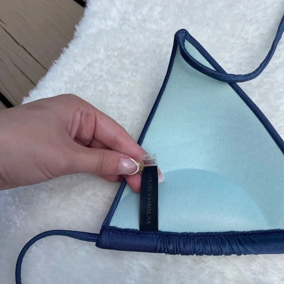 Victoria's Secret Bikini Top - Picture 6 of 11